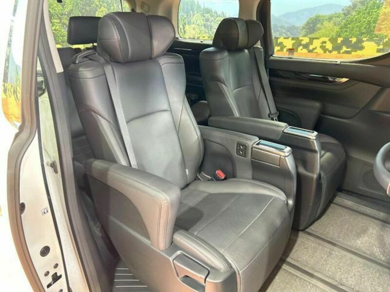 ALPHARD-9