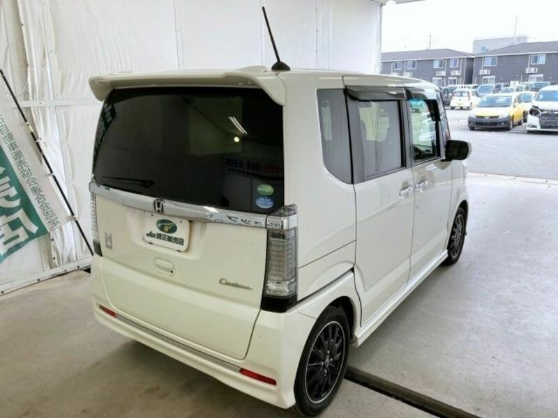 N BOX CUSTOM