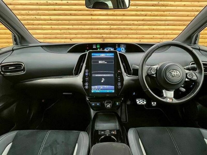 PRIUS PHV