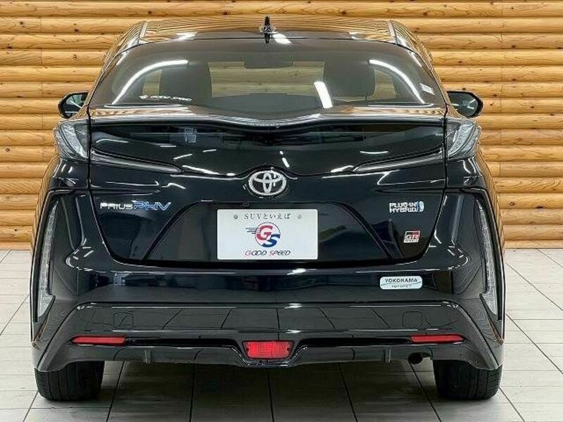 PRIUS PHV