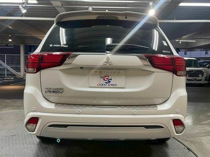 OUTLANDER PHEV