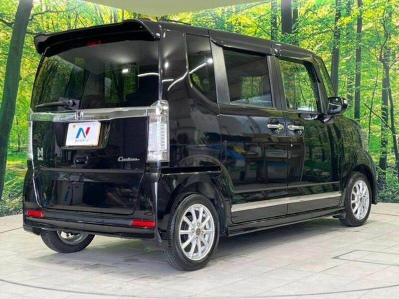 N BOX CUSTOM