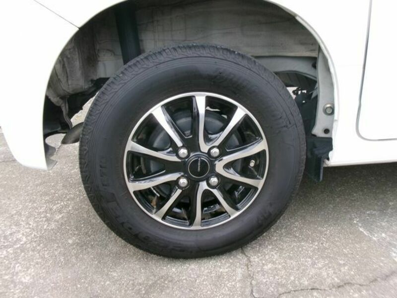 N-VAN