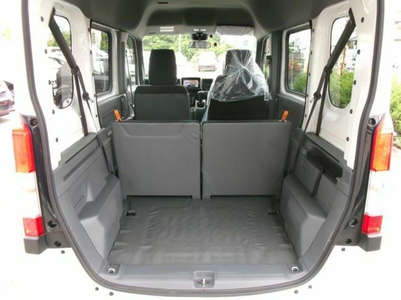 N-VAN