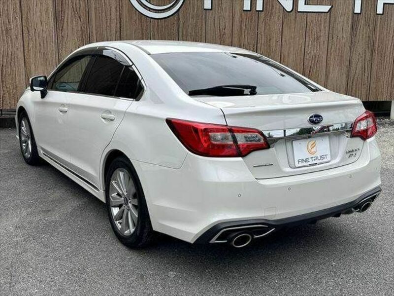 LEGACY B4-17