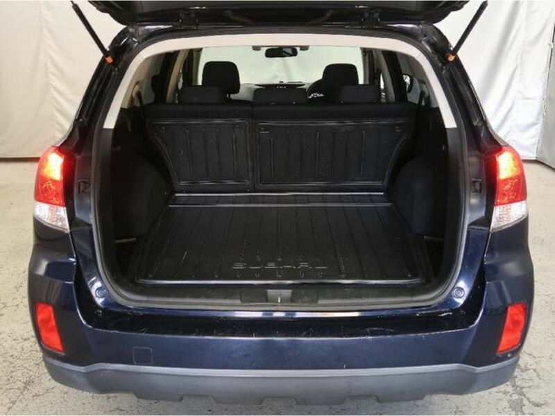 LEGACY OUTBACK
