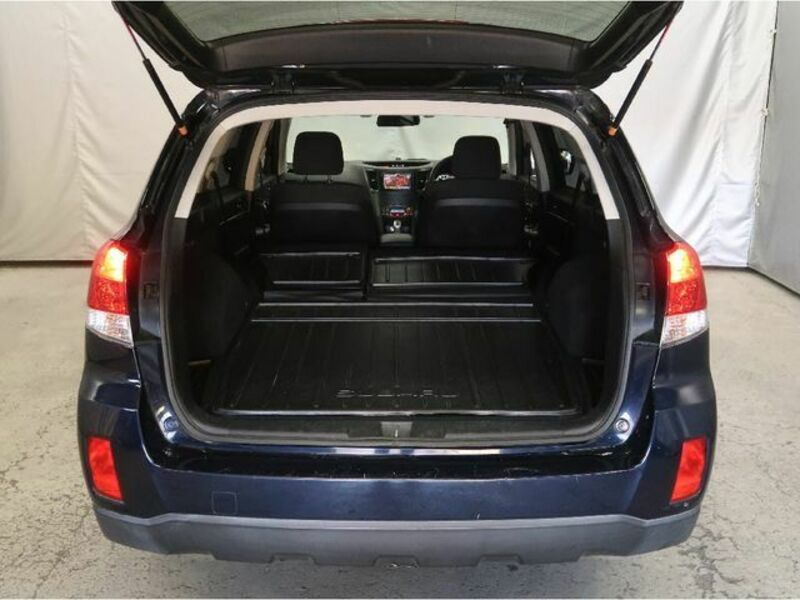 LEGACY OUTBACK
