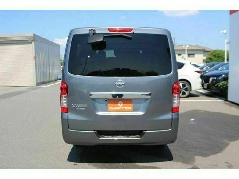NV350 CARAVAN WAGON