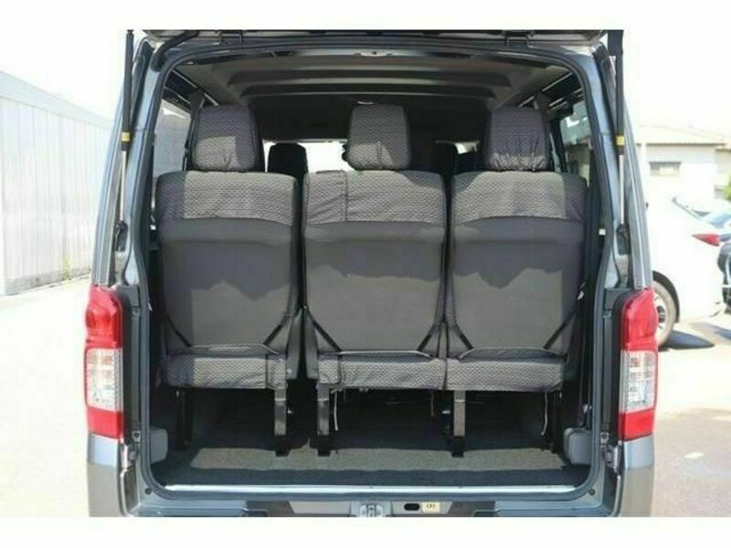NV350 CARAVAN WAGON