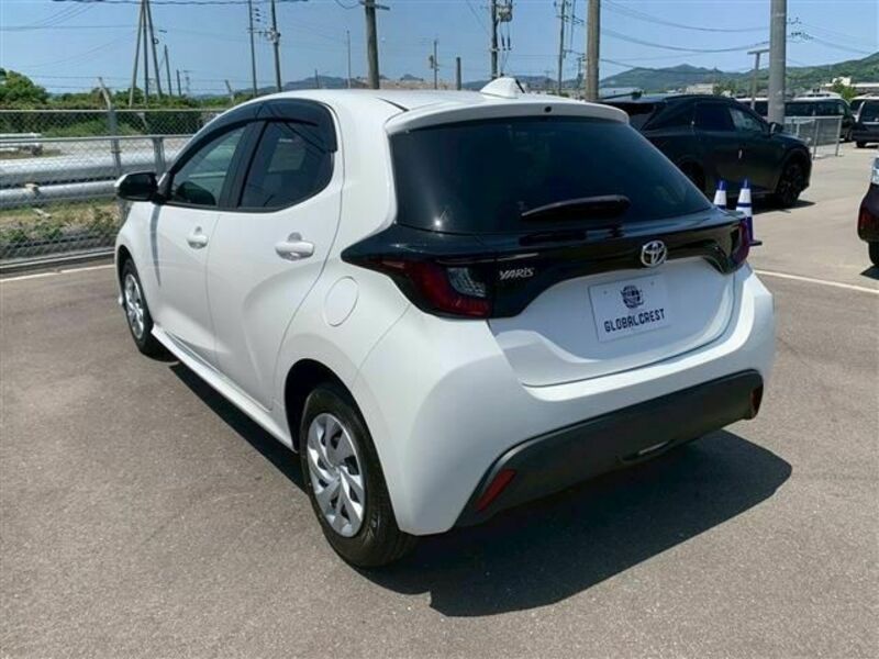 YARIS-7