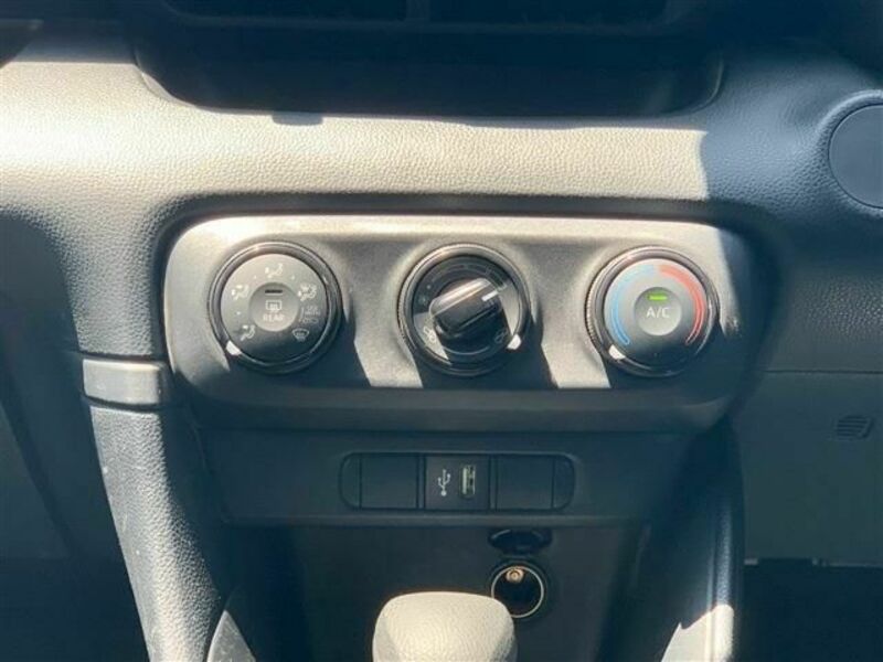 YARIS-25