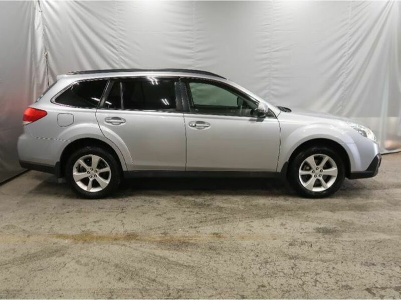 LEGACY OUTBACK