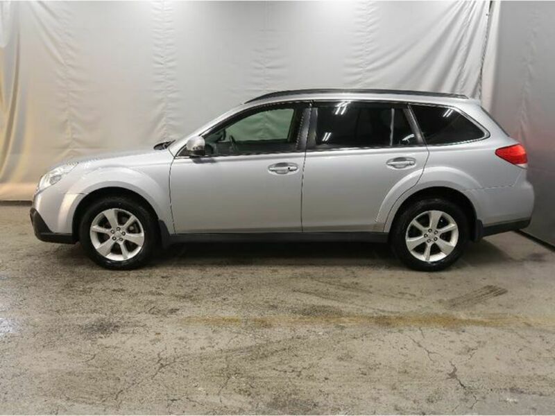 LEGACY OUTBACK