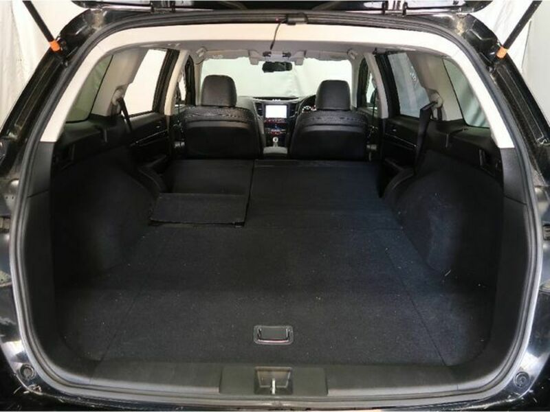 LEGACY OUTBACK