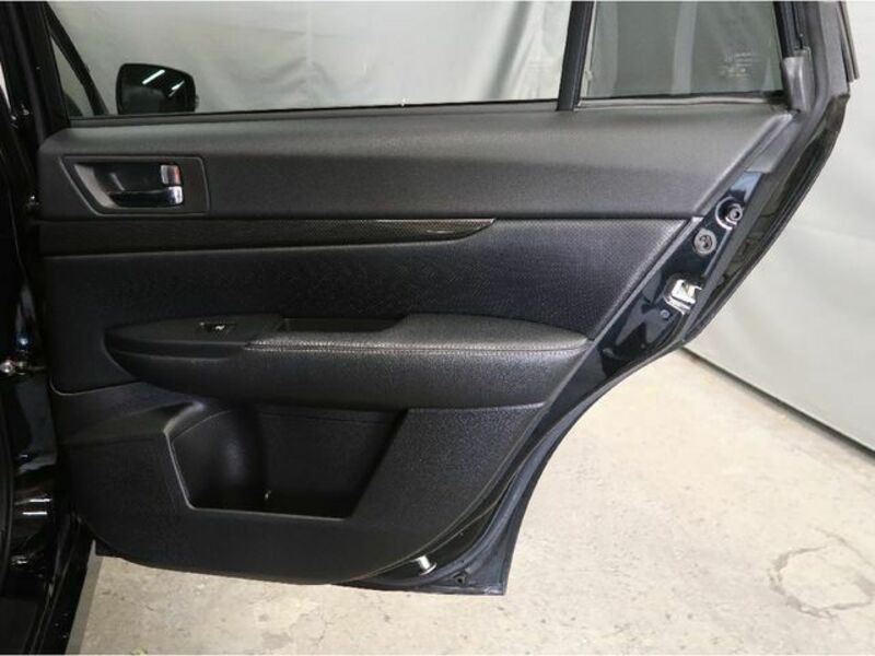 LEGACY OUTBACK