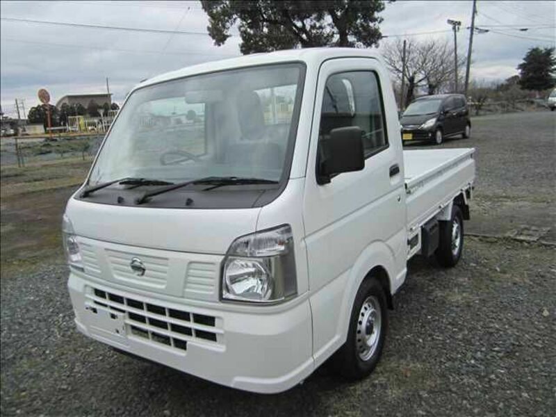 NISSAN NT100 CLIPPER
