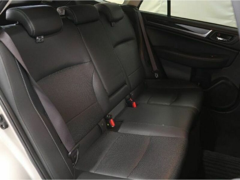LEGACY OUTBACK-4
