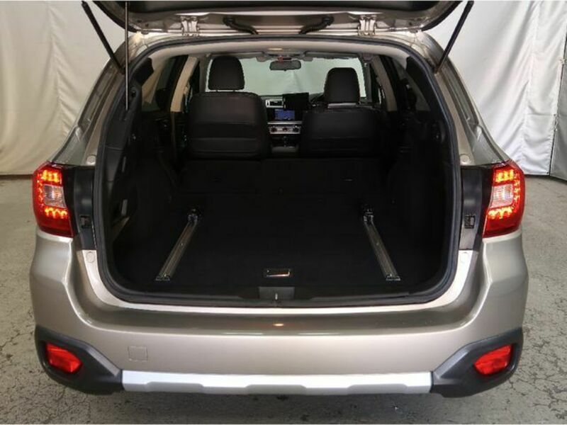 LEGACY OUTBACK-20