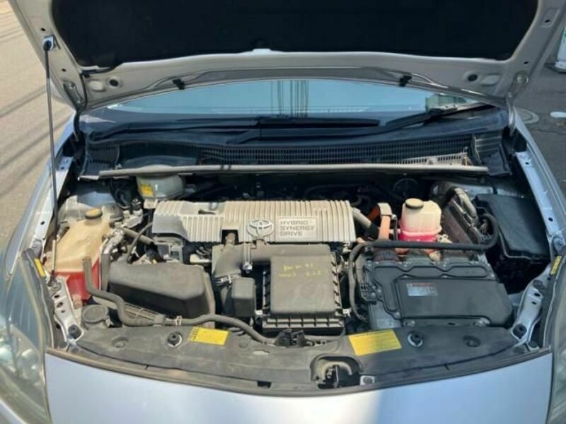 PRIUS-19