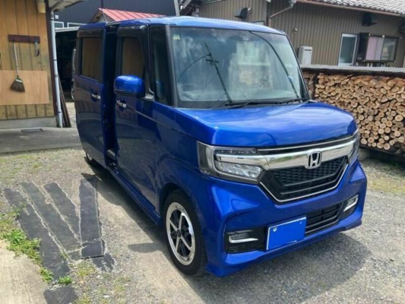 N BOX CUSTOM