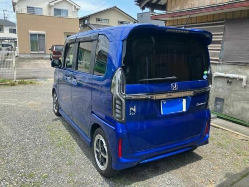 N BOX CUSTOM
