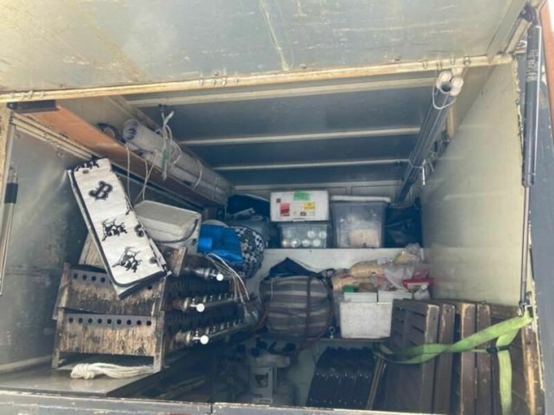 CARRY TRUCK