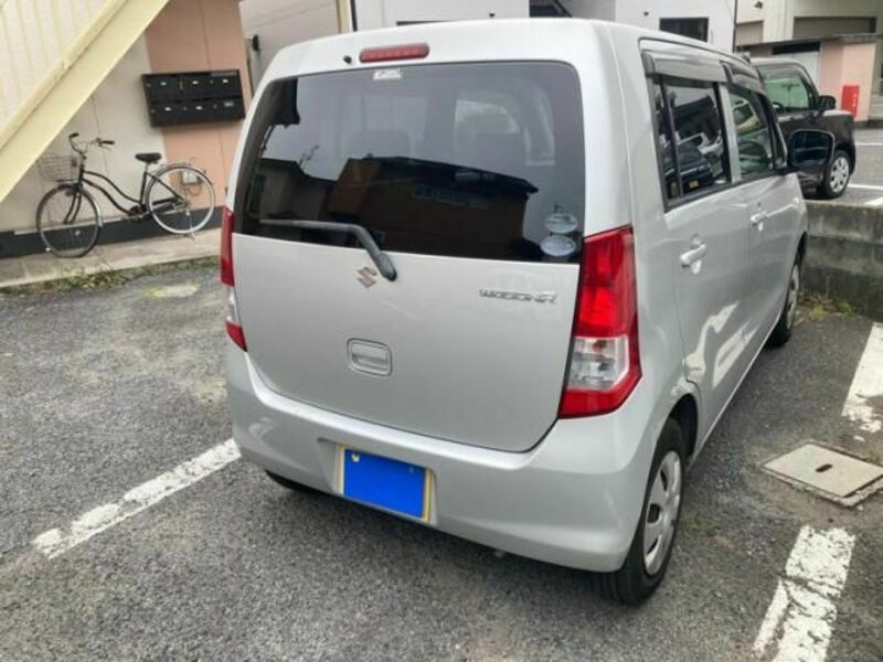 WAGON R
