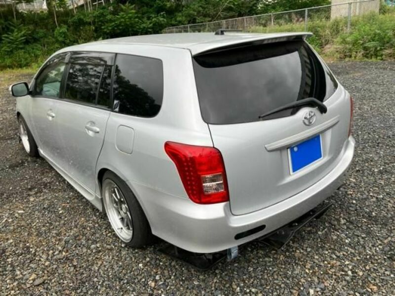 COROLLA FIELDER
