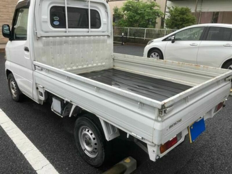 MINICAB TRUCK