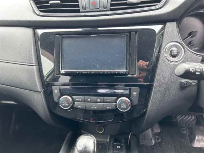 X-TRAIL HYBRID