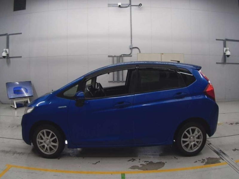 FIT HYBRID-3