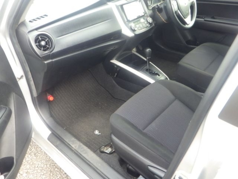 COROLLA FIELDER