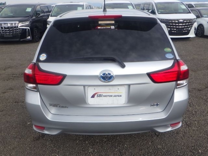 COROLLA FIELDER