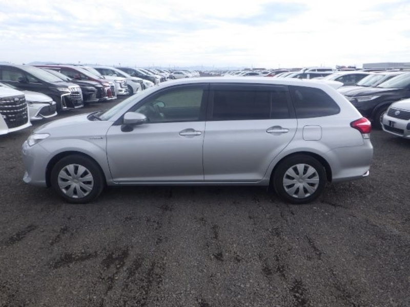 COROLLA FIELDER