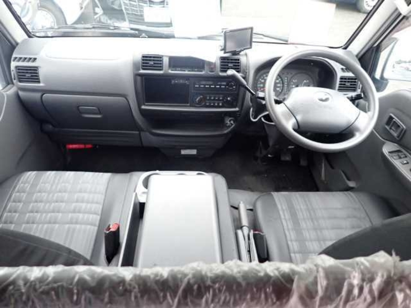BONGO VAN