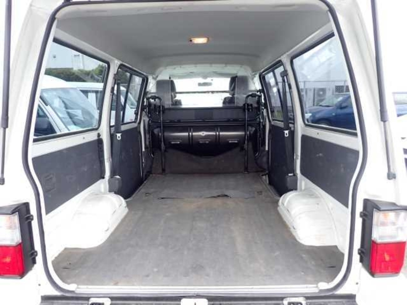 BONGO VAN
