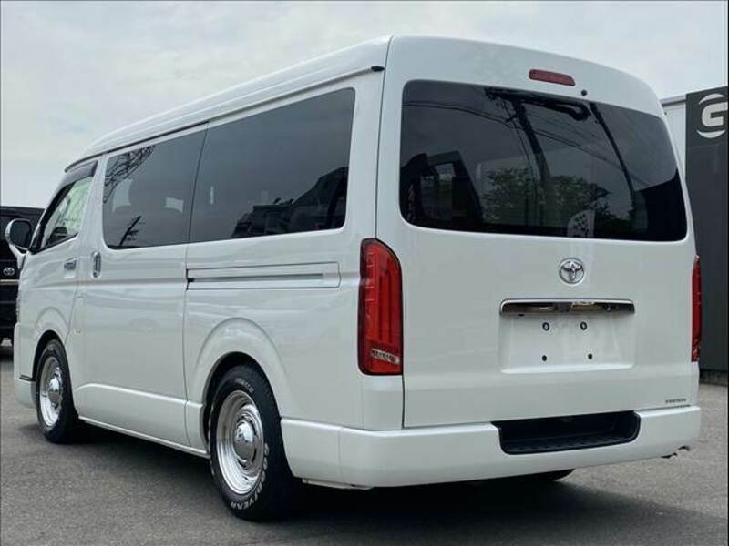 HIACE VAN