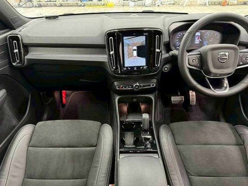 XC40