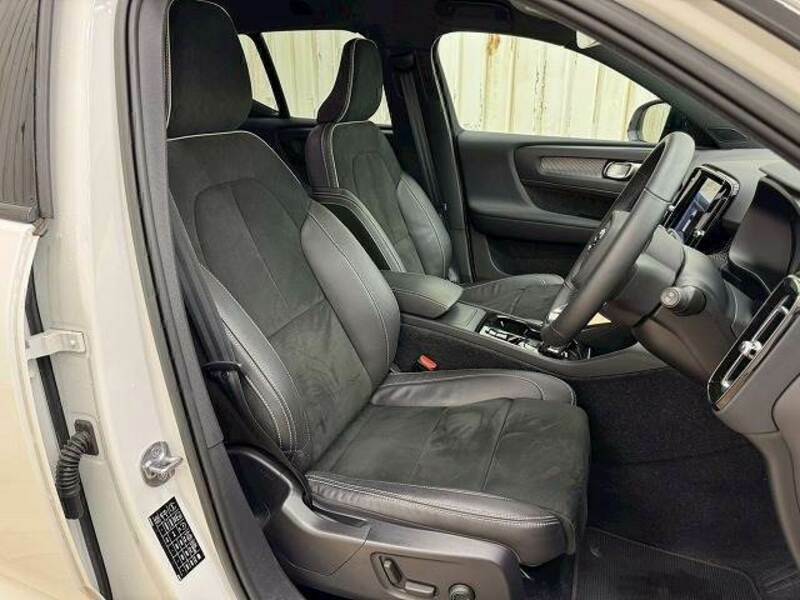 XC40