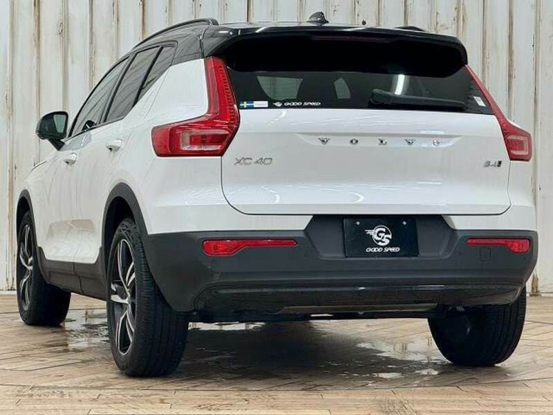 XC40