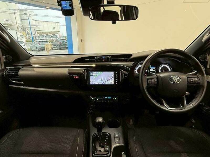 HILUX