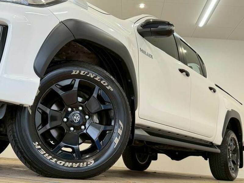 HILUX