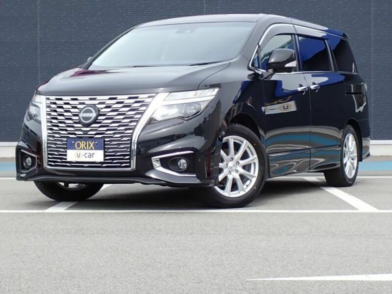 NISSAN ELGRAND