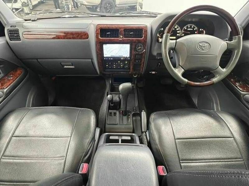 LAND CRUISER PRADO-1