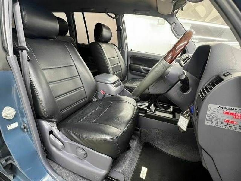 LAND CRUISER PRADO-4