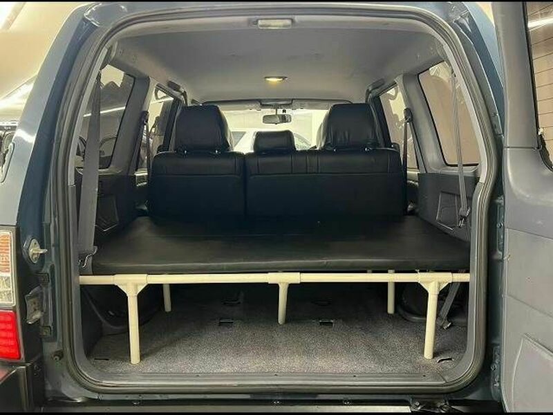 LAND CRUISER PRADO-12