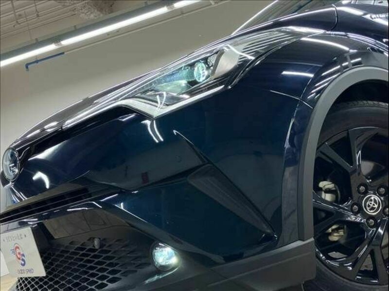 C-HR-9