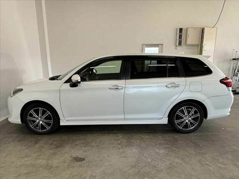 COROLLA FIELDER