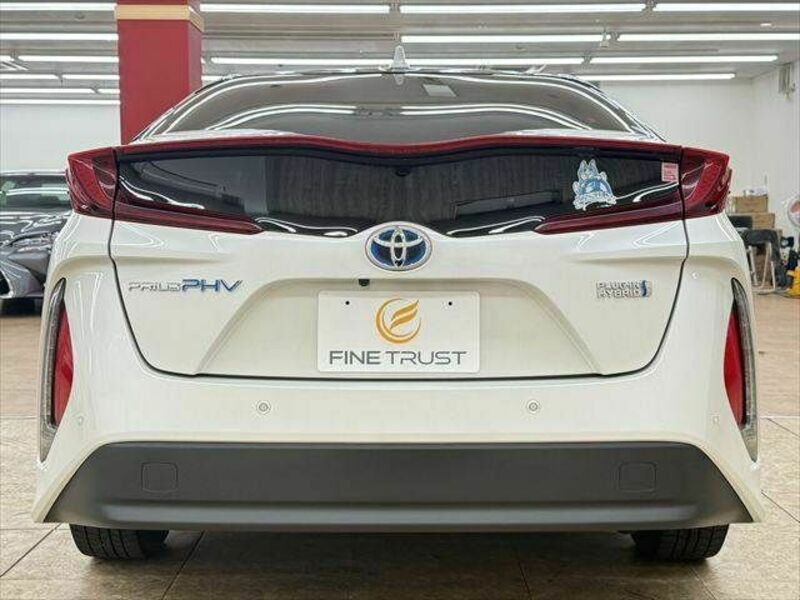 PRIUS PHV