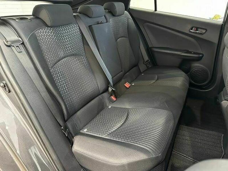 PRIUS-9